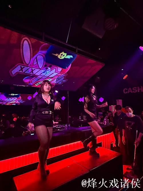 下一站，去哪家更衣室领舞呢？